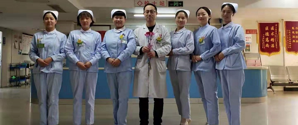 与美丽为伴，携幸福同行！ (1).jpg